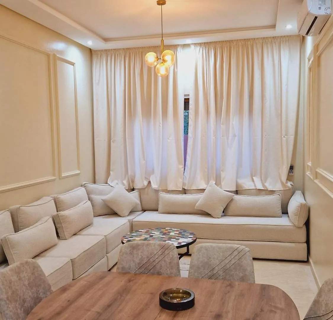 Location Appartement Duplex De Luxe Avec Jardin Privatif, Dans Residence Avec Piscines Marakéš Maroko